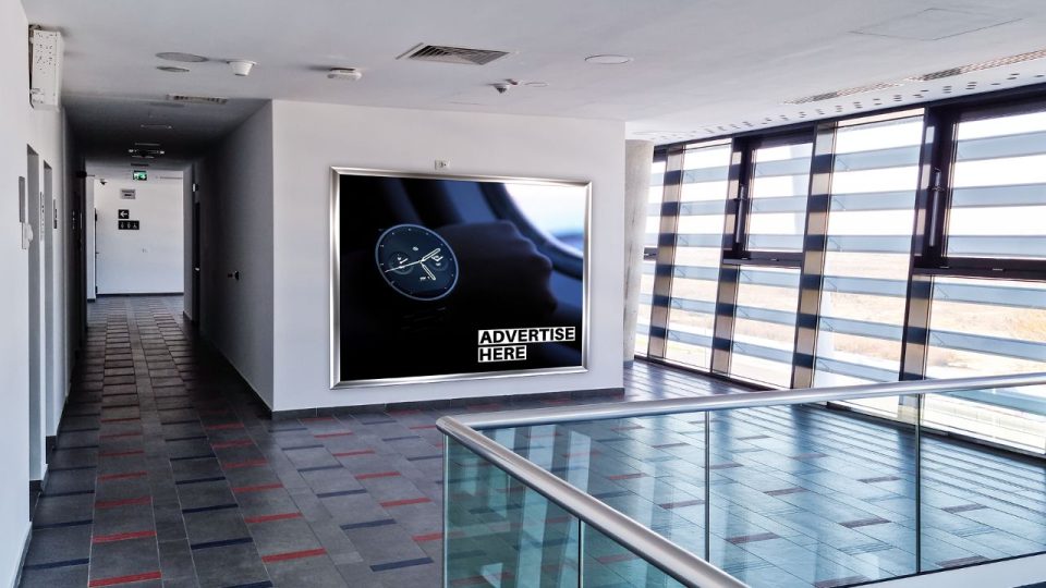 Exemplu de amplasare a publicității în Stadionul Steaua, imaginea 3