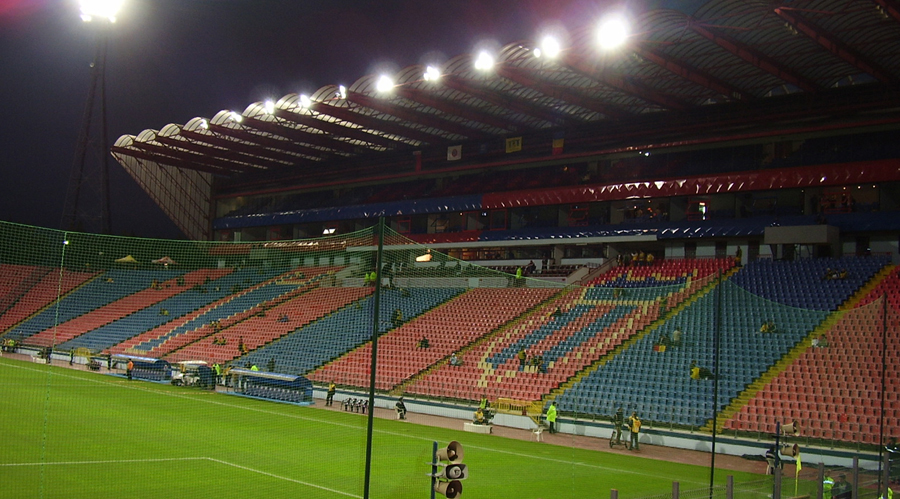 Tribunele Stadionului Steaua înaintea ultimelor modernizări